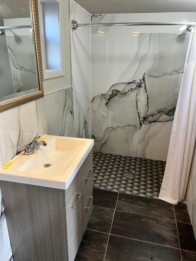 Miami Inn & Suites Oak Lawn Ngoại thất bức ảnh