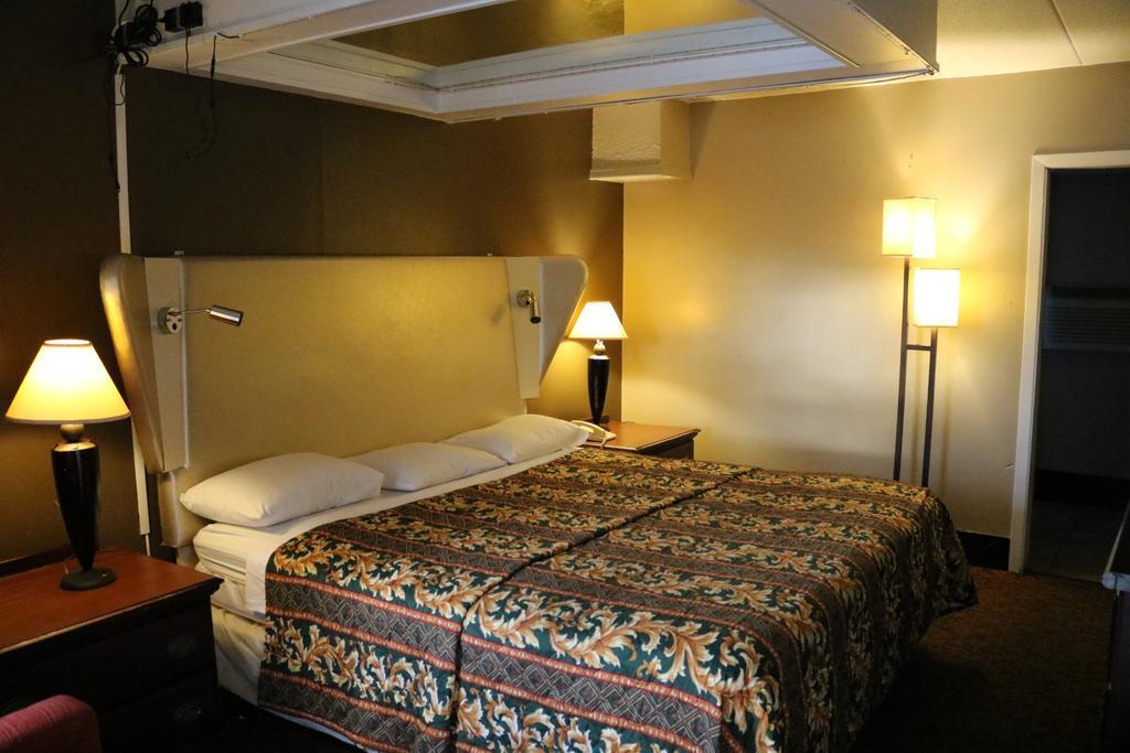 Miami Inn & Suites Oak Lawn Ngoại thất bức ảnh